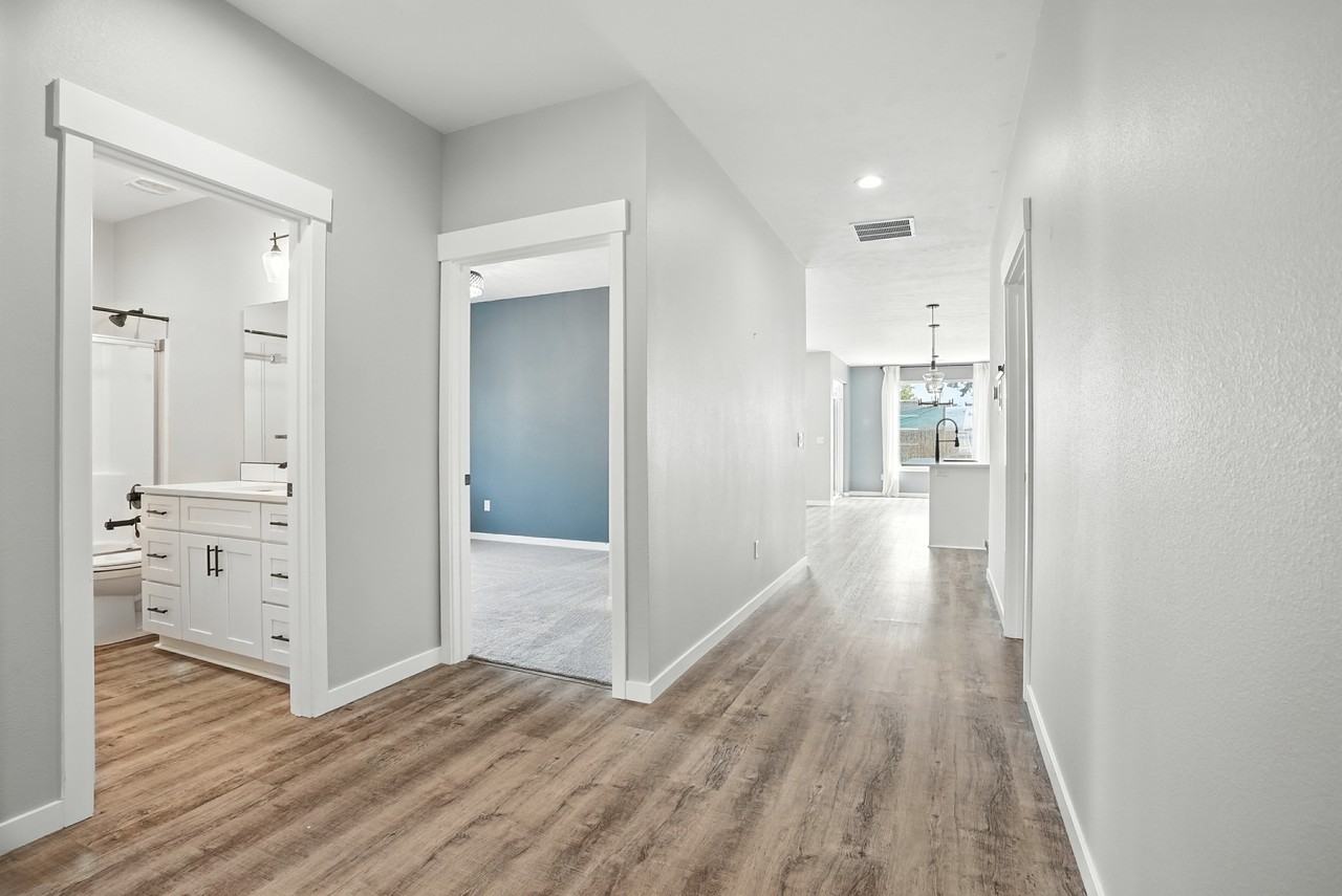 3008 N Marguerite Rd #1 - Photo 3 of 31