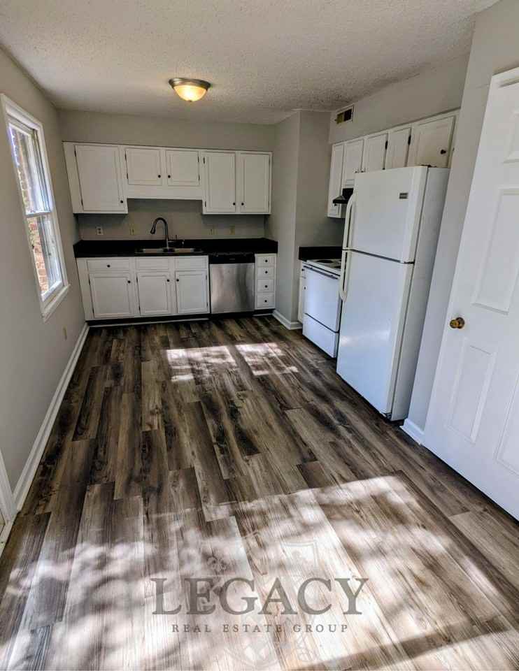 2436 Thoroughbred Dr #1 - Photo 4 of 11