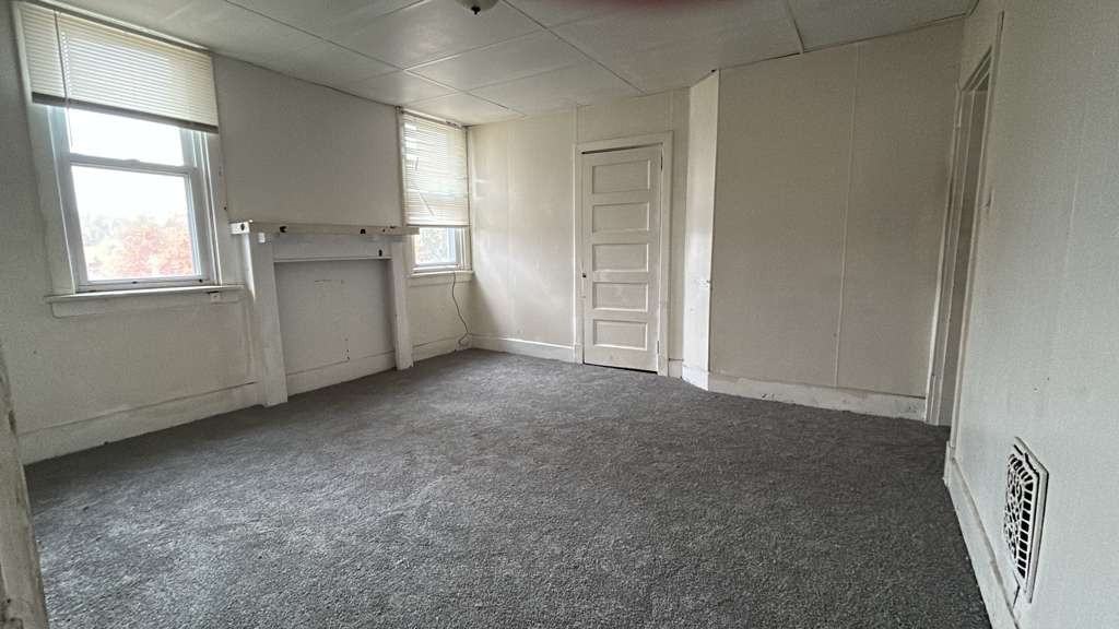 1400 Hill Avenue #2 - Photo 2 of 4