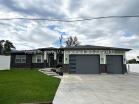 641 641 2nd Street  - 1 Upstairs - Photo 1 of 1