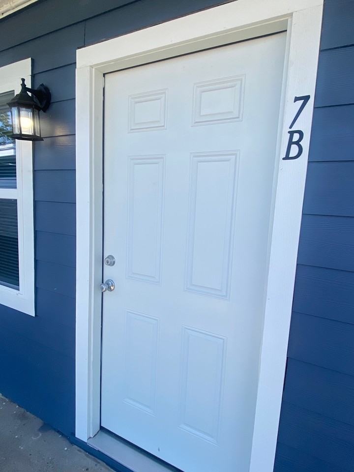 724 Main Street #7B - Photo 2 of 15