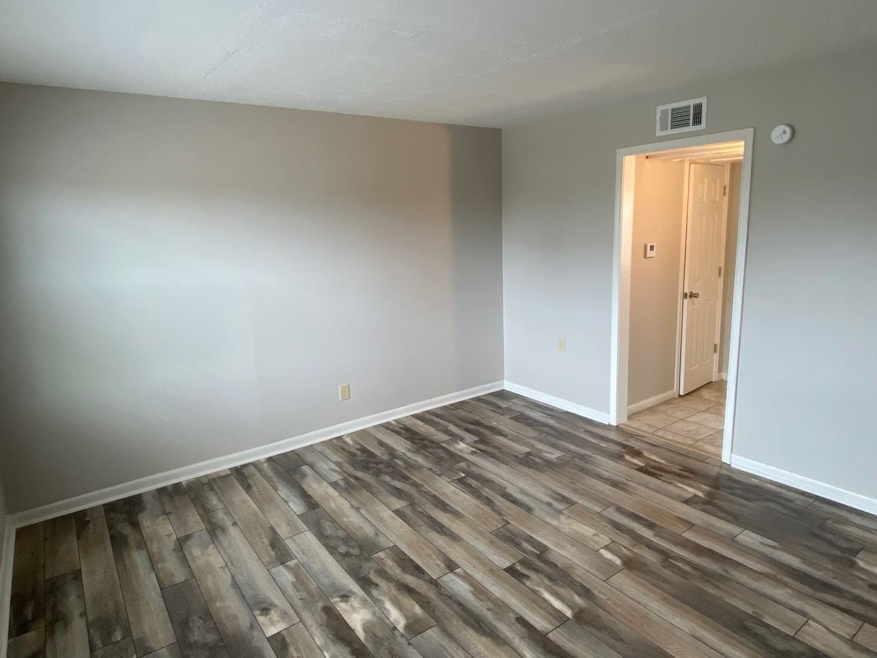 724 Main Street #7B - Photo 3 of 15