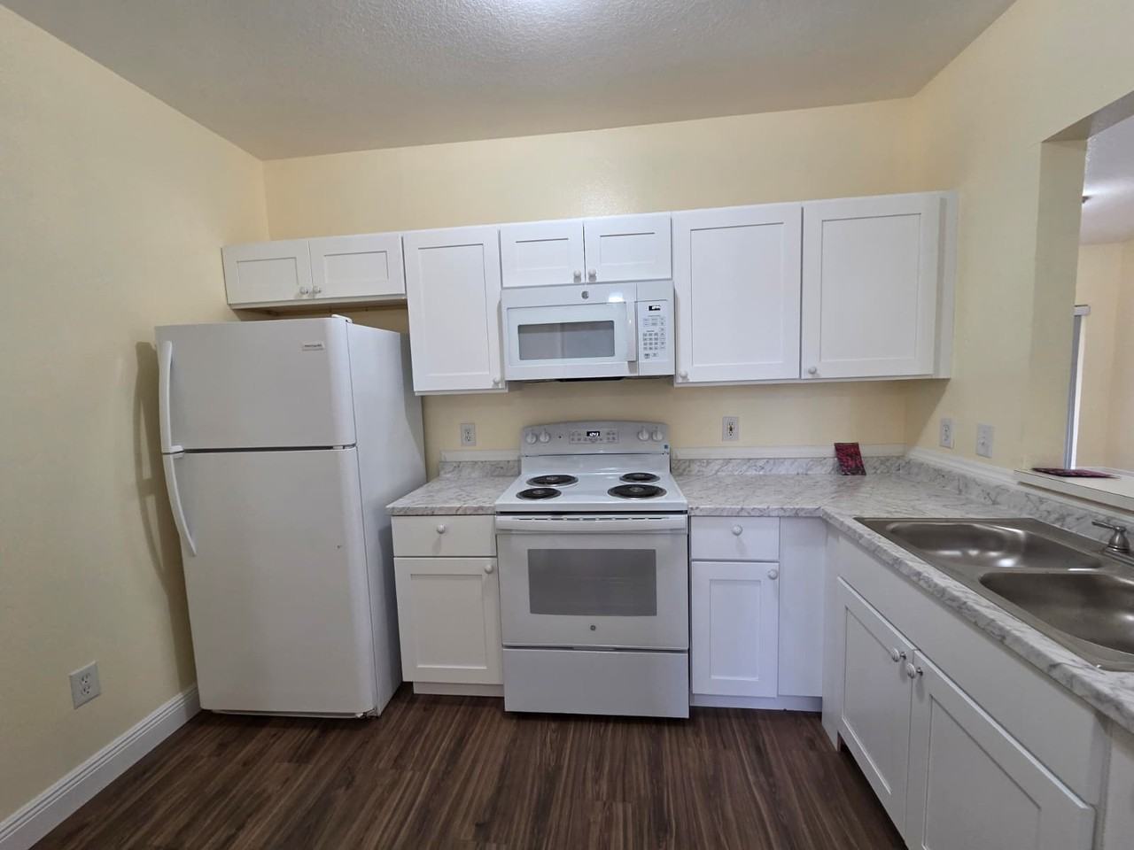 515 Villa Del Sol Cir #1 - Photo 5 of 17