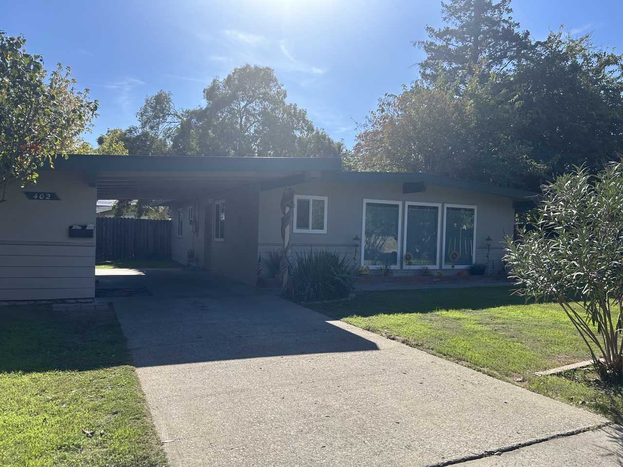 402 Helen Ave #1 - Photo 2 of 50