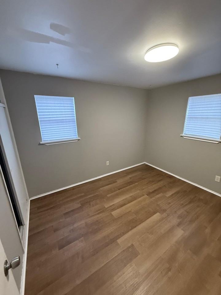 3818 Ne 26th Ave #1 - Photo 7 of 7