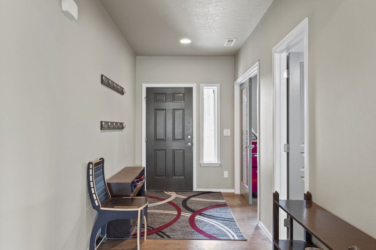 315 Granite Loop #1 - Photo 4 of 28