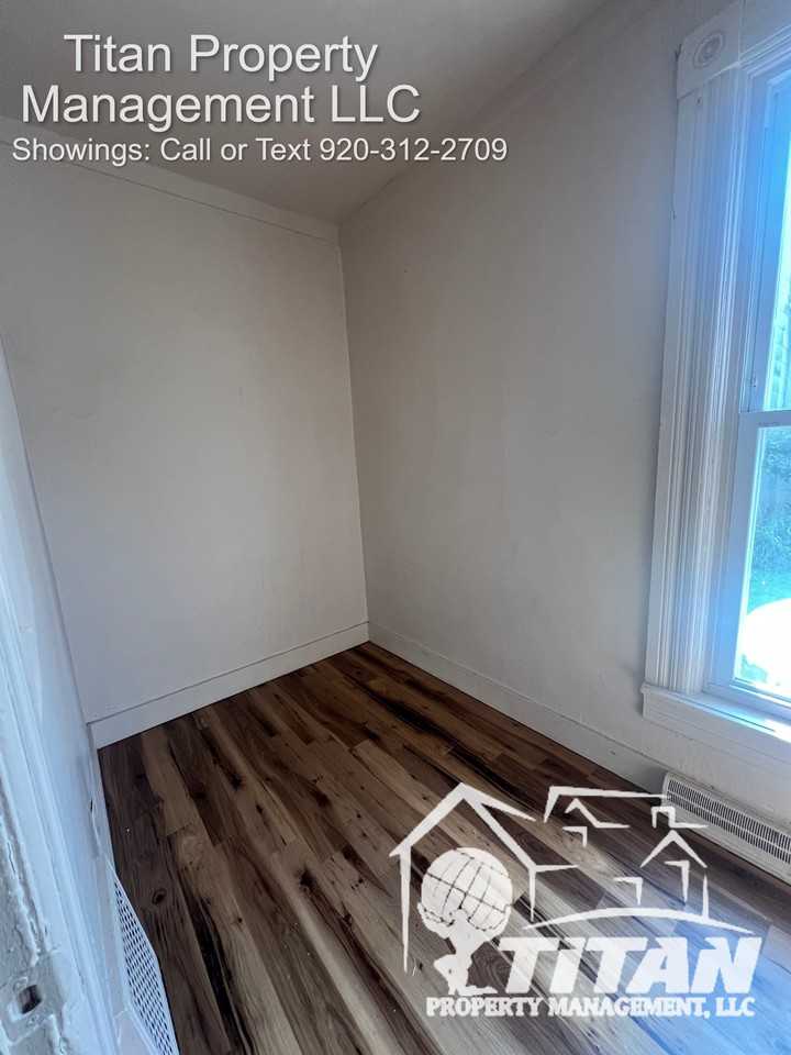 330 W 10th Ave #A - Photo 3 of 14