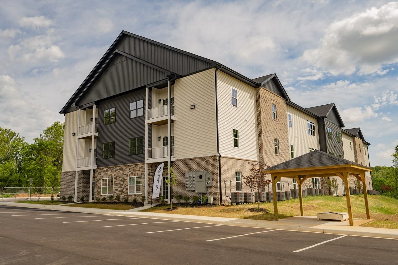 128 128 Brenleigh Court108 #108 - Photo 4 of 15