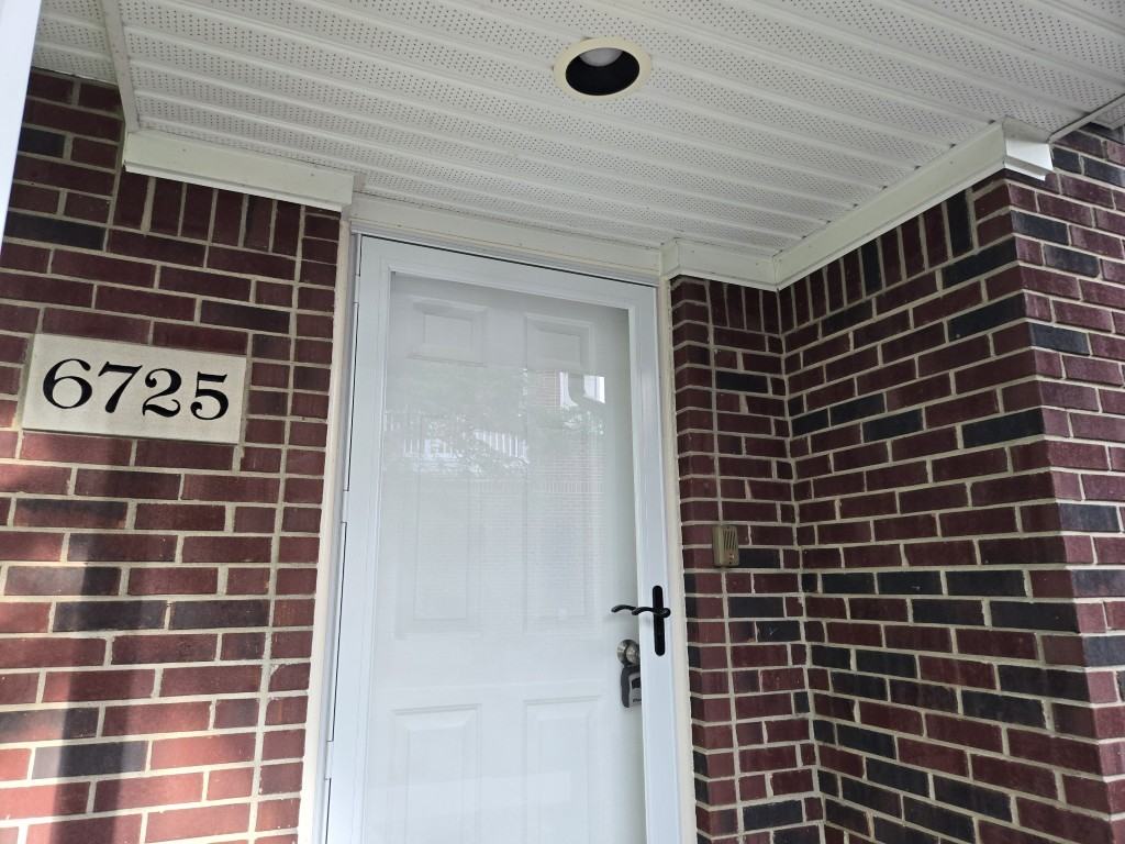 6725 Boulder Pointe Drive #1 - Photo 3 of 37