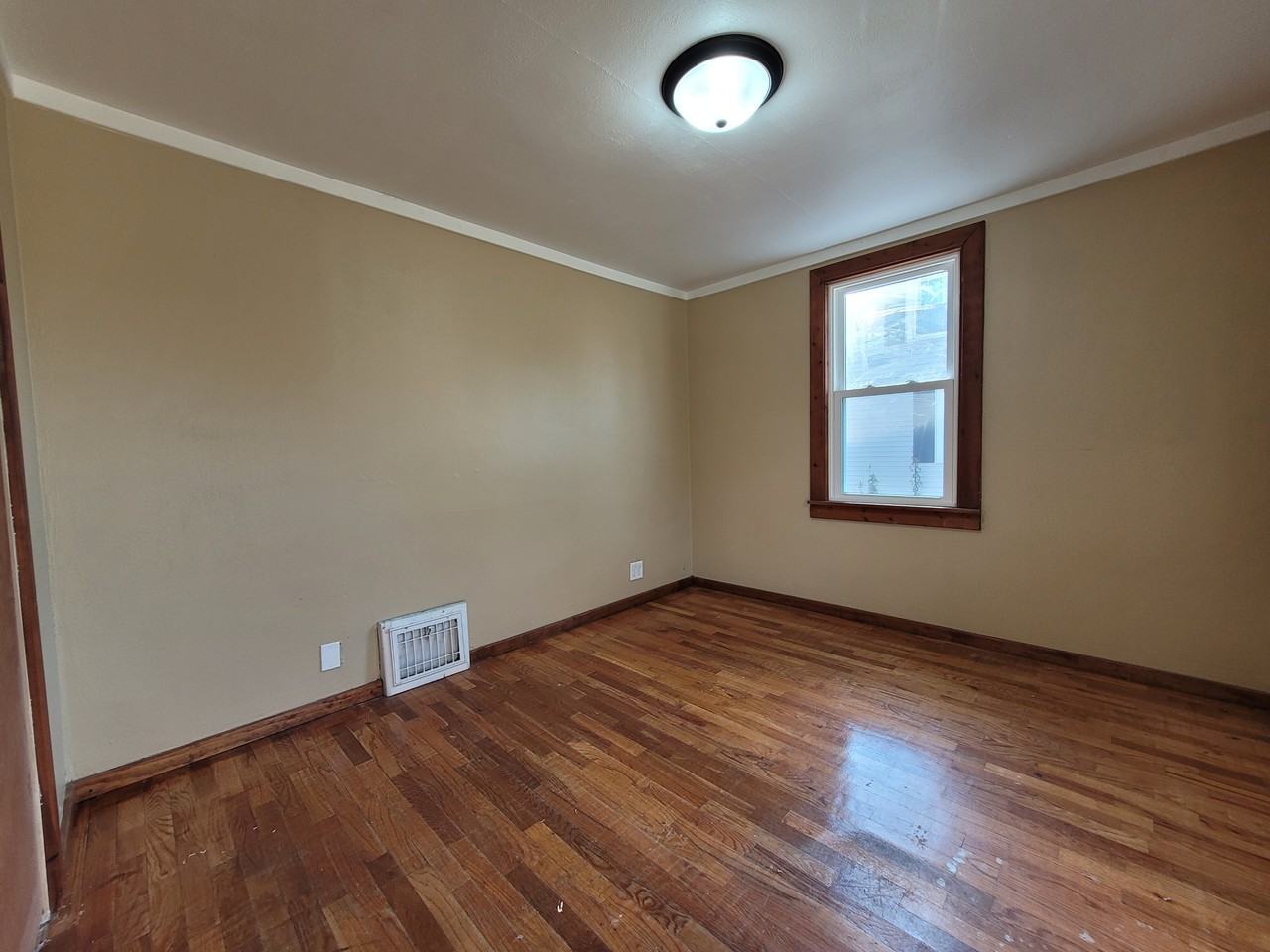 605 Pierce Avenue #1 - Photo 3 of 9