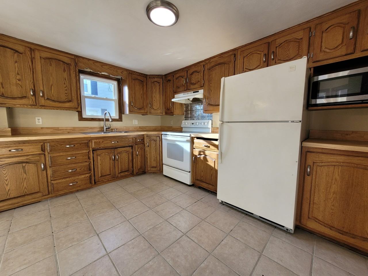 605 Pierce Avenue #1 - Photo 4 of 9