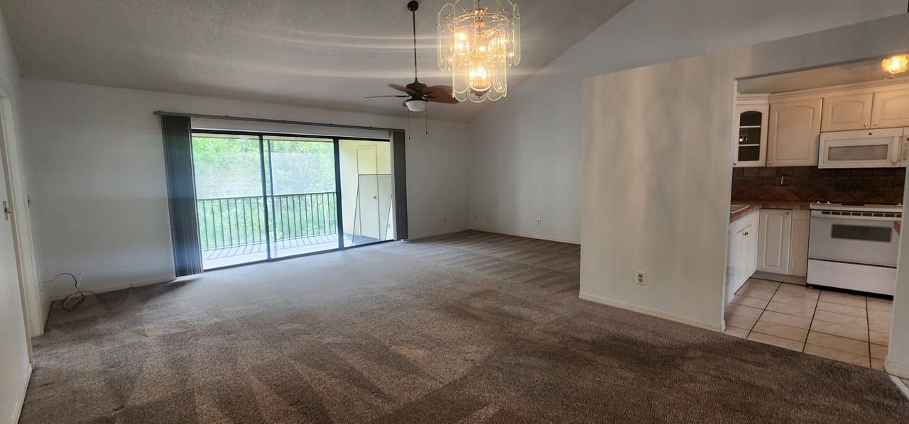 1801 1801 East Lake RoadAPT 12I #12I - Photo 5 of 16