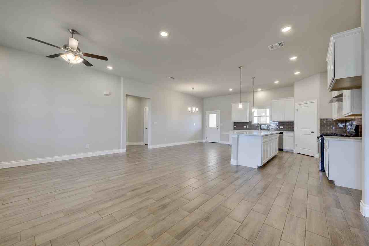 117 Growers Avenue #1 - Photo 4 of 15