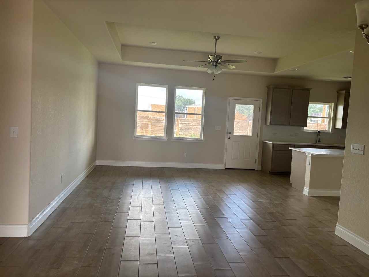 101 Growers Ave #1 - Photo 3 of 10