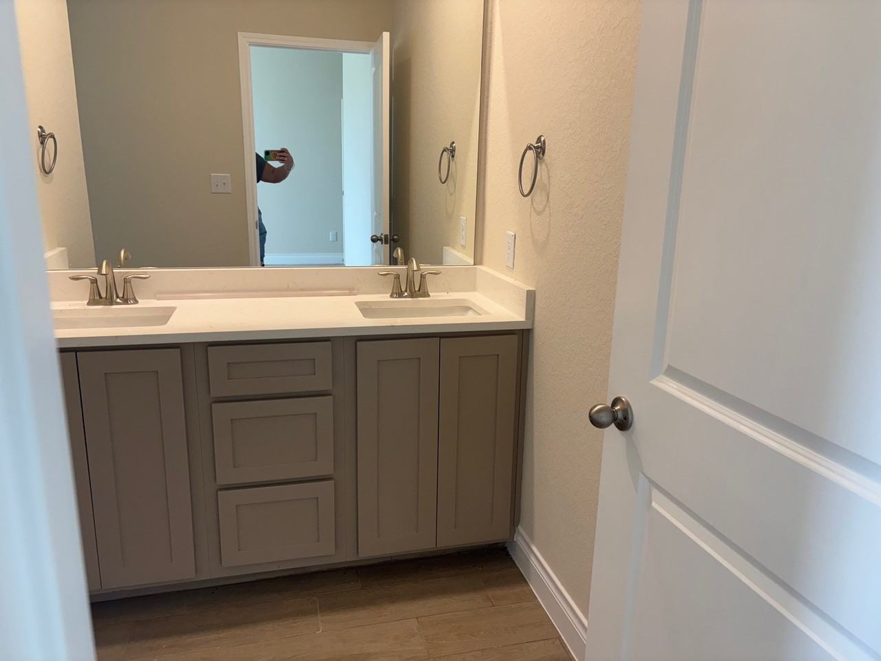 101 Growers Ave #1 - Photo 5 of 10