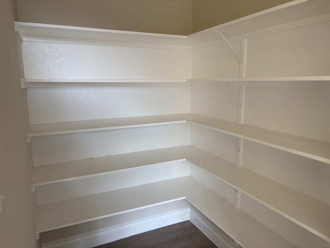 101 Growers Ave #1 - Photo 6 of 10