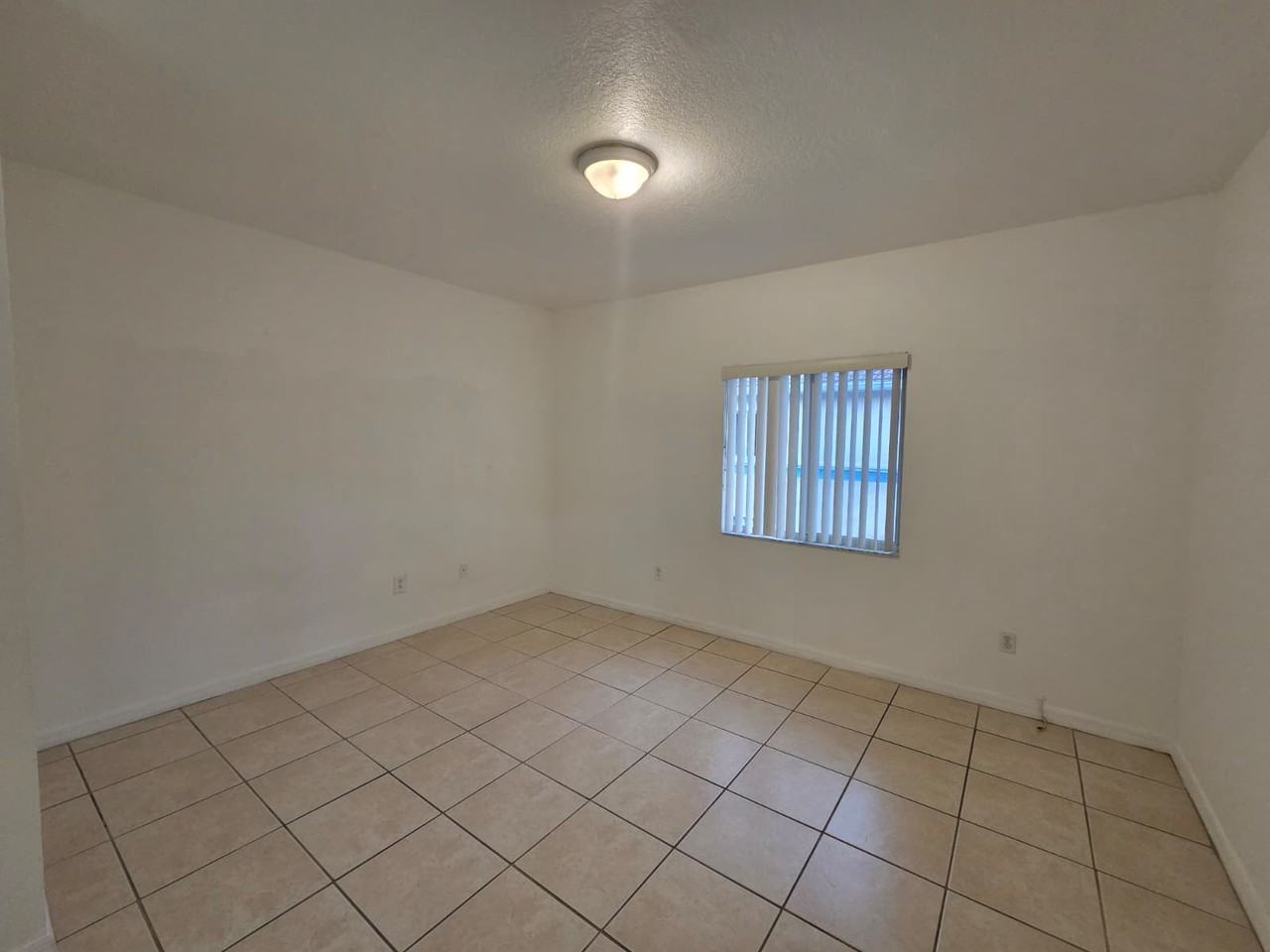 13216 Villa Vista Dr #1 - Photo 6 of 15