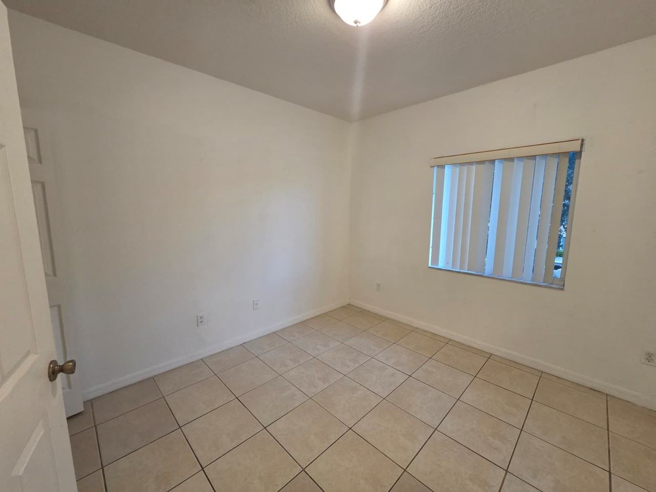 13216 Villa Vista Dr #1 - Photo 7 of 15