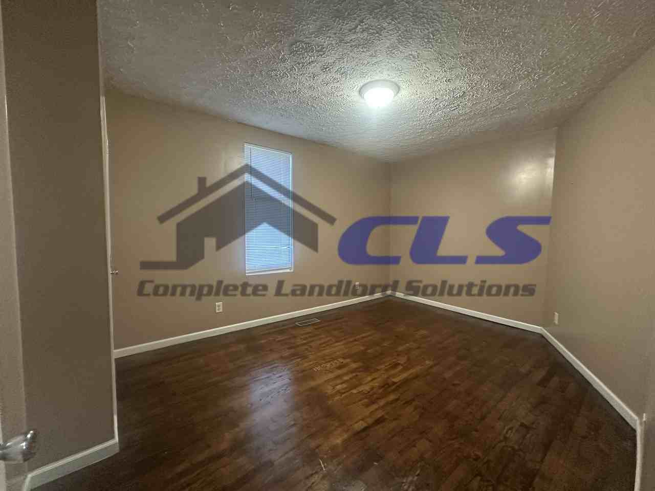 2518 Jefferson St #1 - Photo 5 of 14