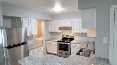 4226 Walnut Hills Dr #1 - Photo 3 of 7