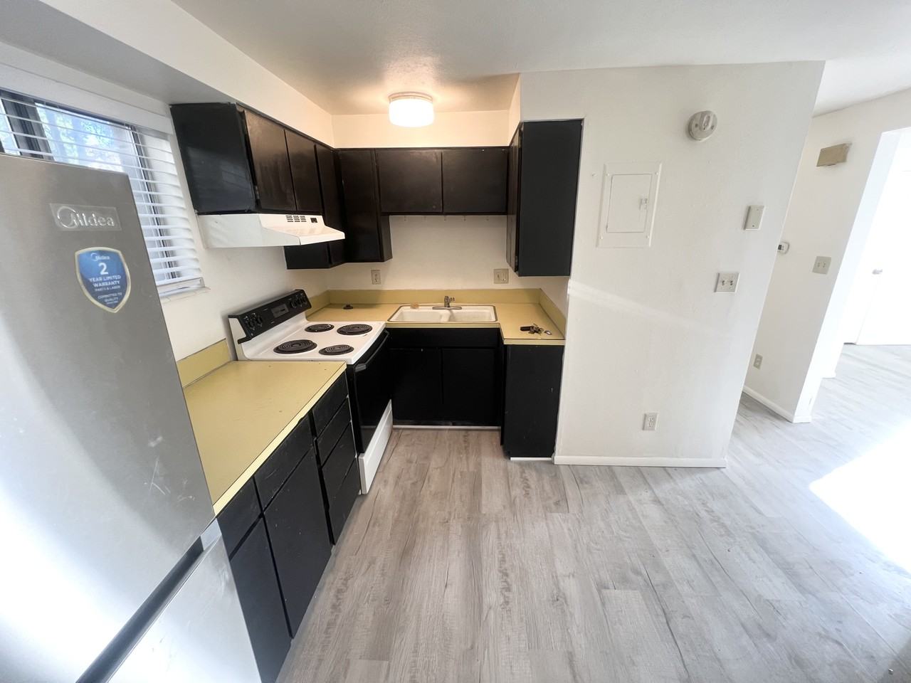 325 W 100 S #3 - Photo 3 of 24