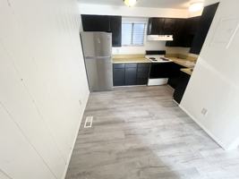 featured image of 325 W 100 S #3