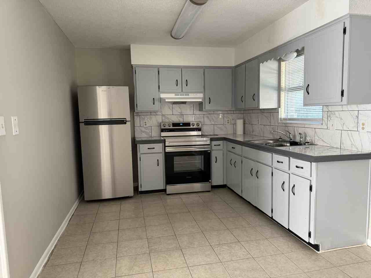 298 Cross Drive #1 - Photo 6 of 16