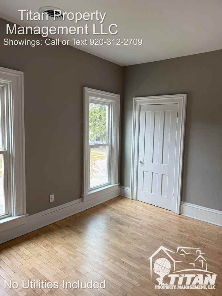 553 W 16th Ave #A - Photo 4 of 9