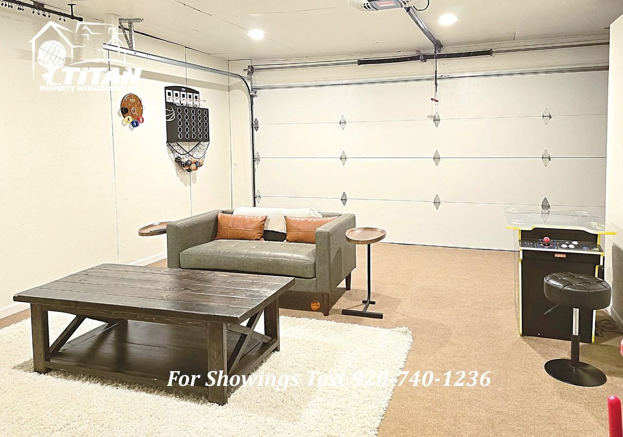 2303 Lakeside Place #1 - Photo 4 of 15