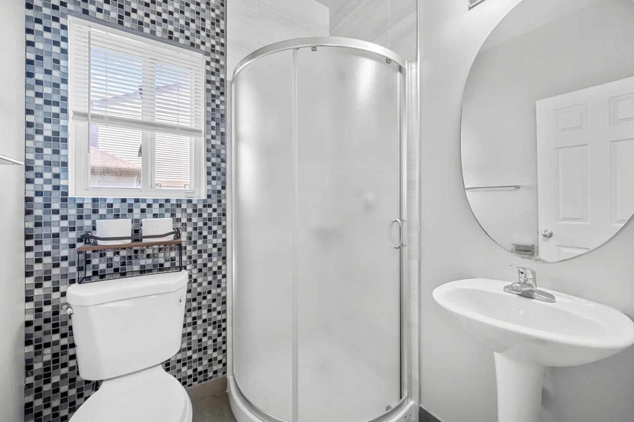 1550 Cinnabar Dr #1 - Photo 5 of 20