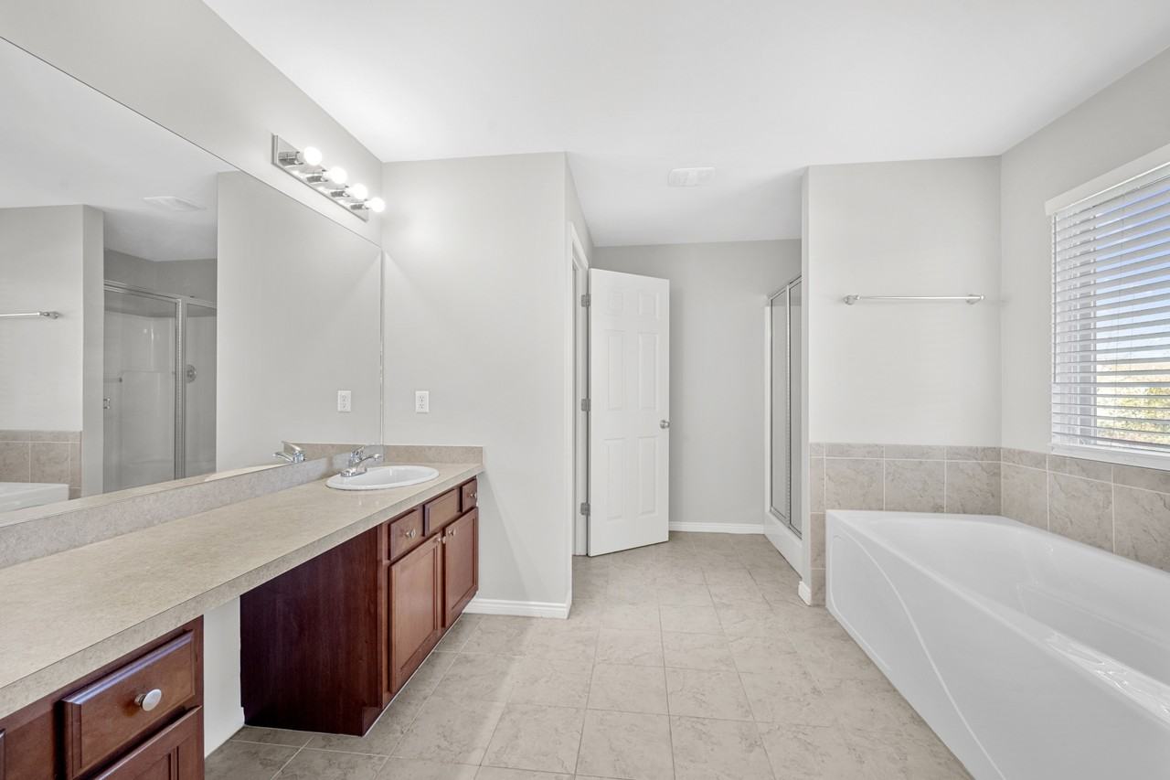 1550 Cinnabar Dr #1 - Photo 7 of 20