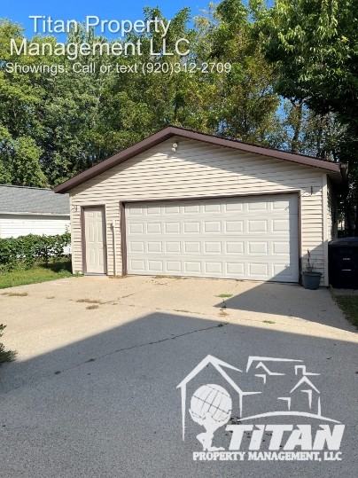 1008 Waugoo Ave #1008 - Photo 4 of 13