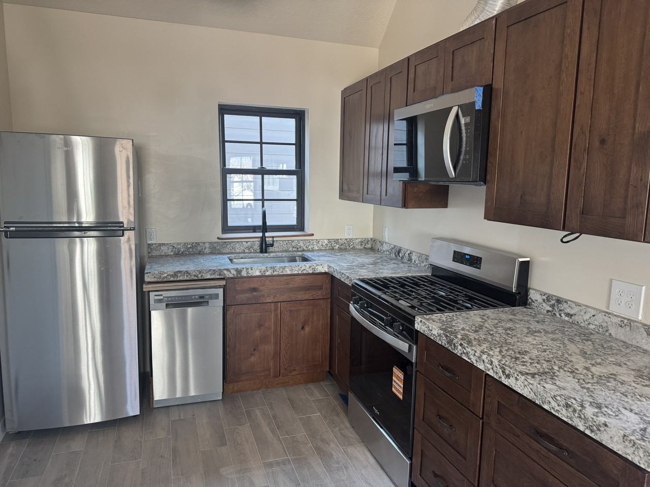 4621 S Locust Ln #A - Photo 6 of 17