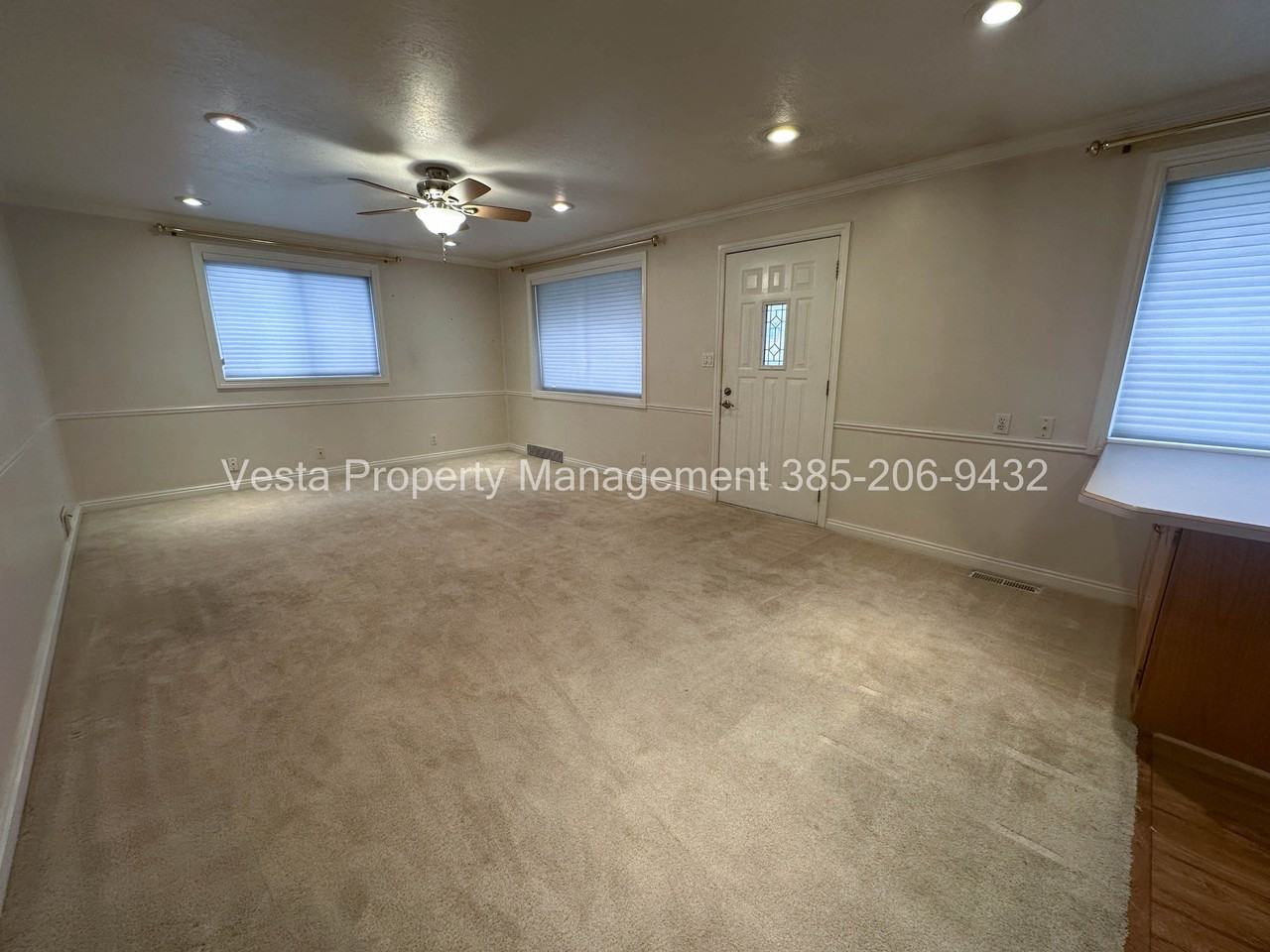 33 North Terrace Drive #A - Photo 3 of 11