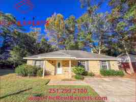 featured image of 2544 Oakmont Court #1