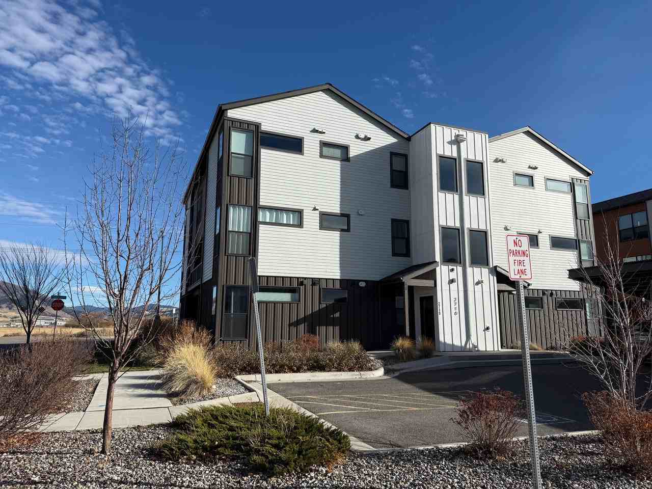 2710 Sartain Street #304