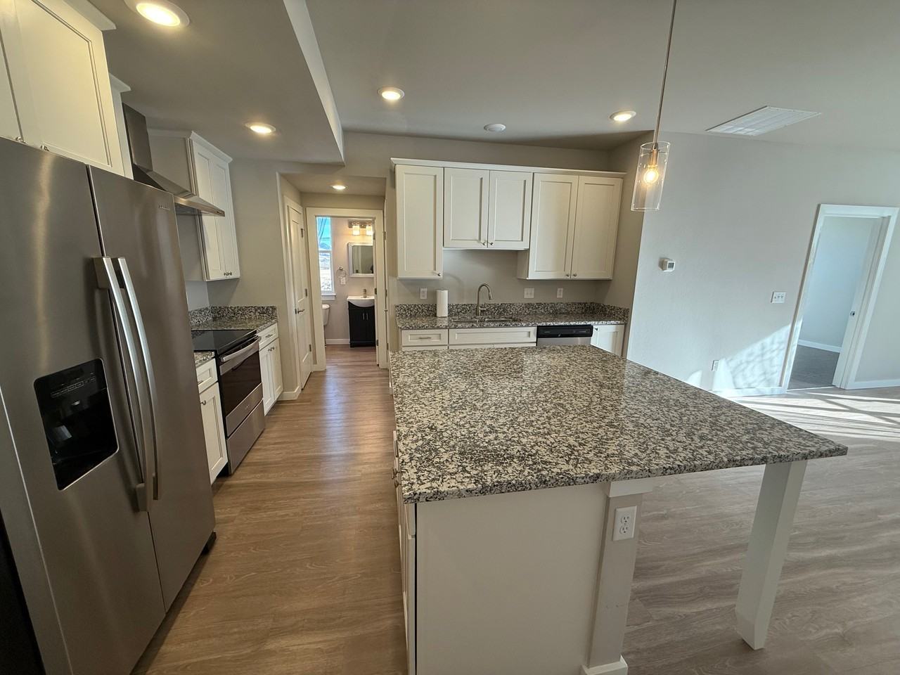 2710 Sartain St #304 - Photo 4 of 15