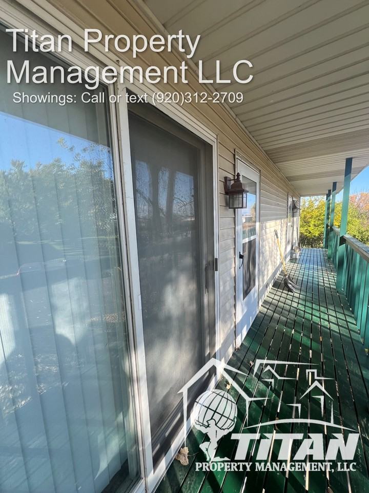 1388 Maricopa Drive #D - Photo 2 of 10