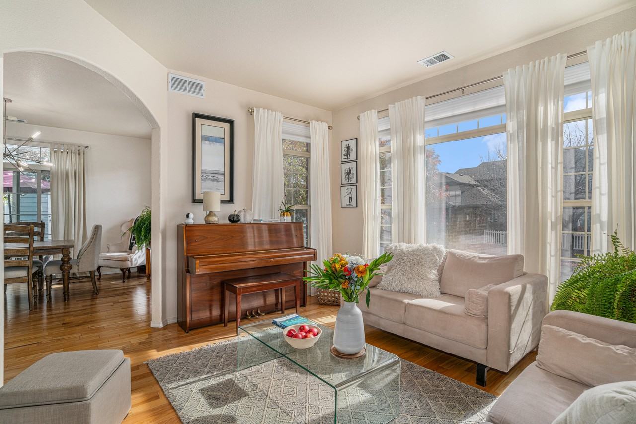 9303 West 107th Place #1 - Photo 5 of 17