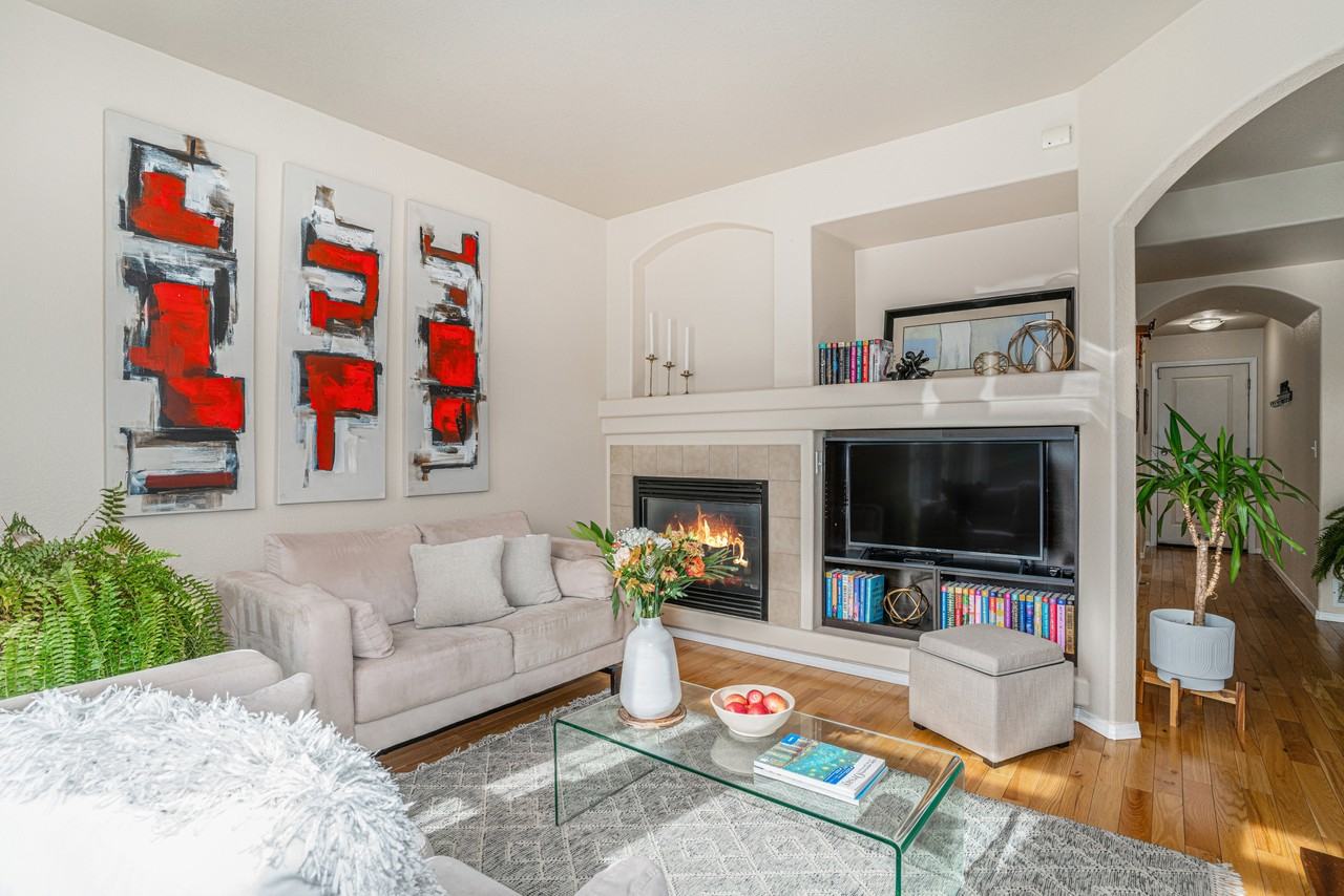 9303 W 107th Pl #1 - Photo 5 of 17