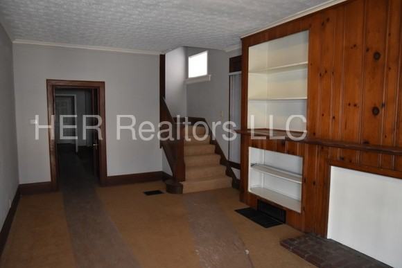 969 S Champion Ave - Photo 3 of 8