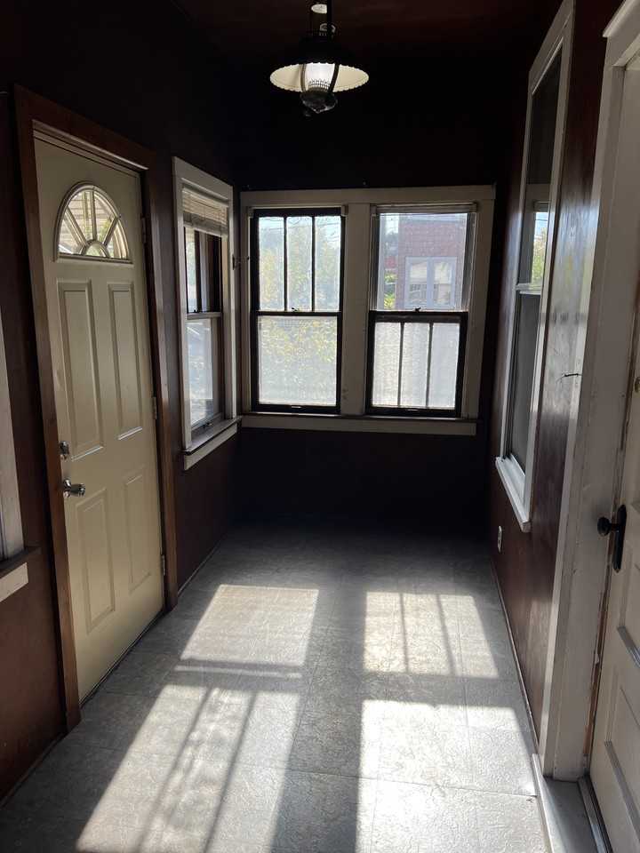 9757 9757 South Avenue M - 1 #1 - Photo 3 of 30