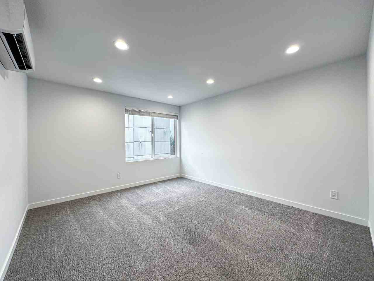 1767 16th Ave S #C - Photo 5 of 21