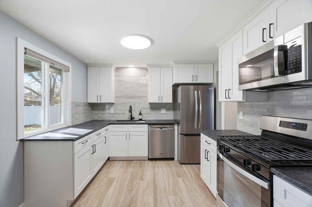 14516 E Mallon Ave #1 - Photo 7 of 23