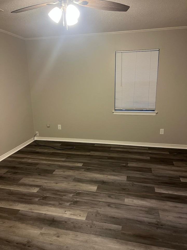 6016 Senate Dr #A - Photo 2 of 8