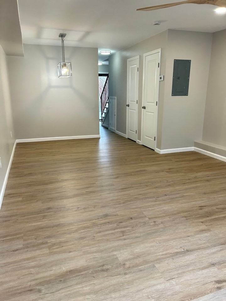 2530 2530 East North Street - 1Unit 8L #1 - Photo 6 of 14