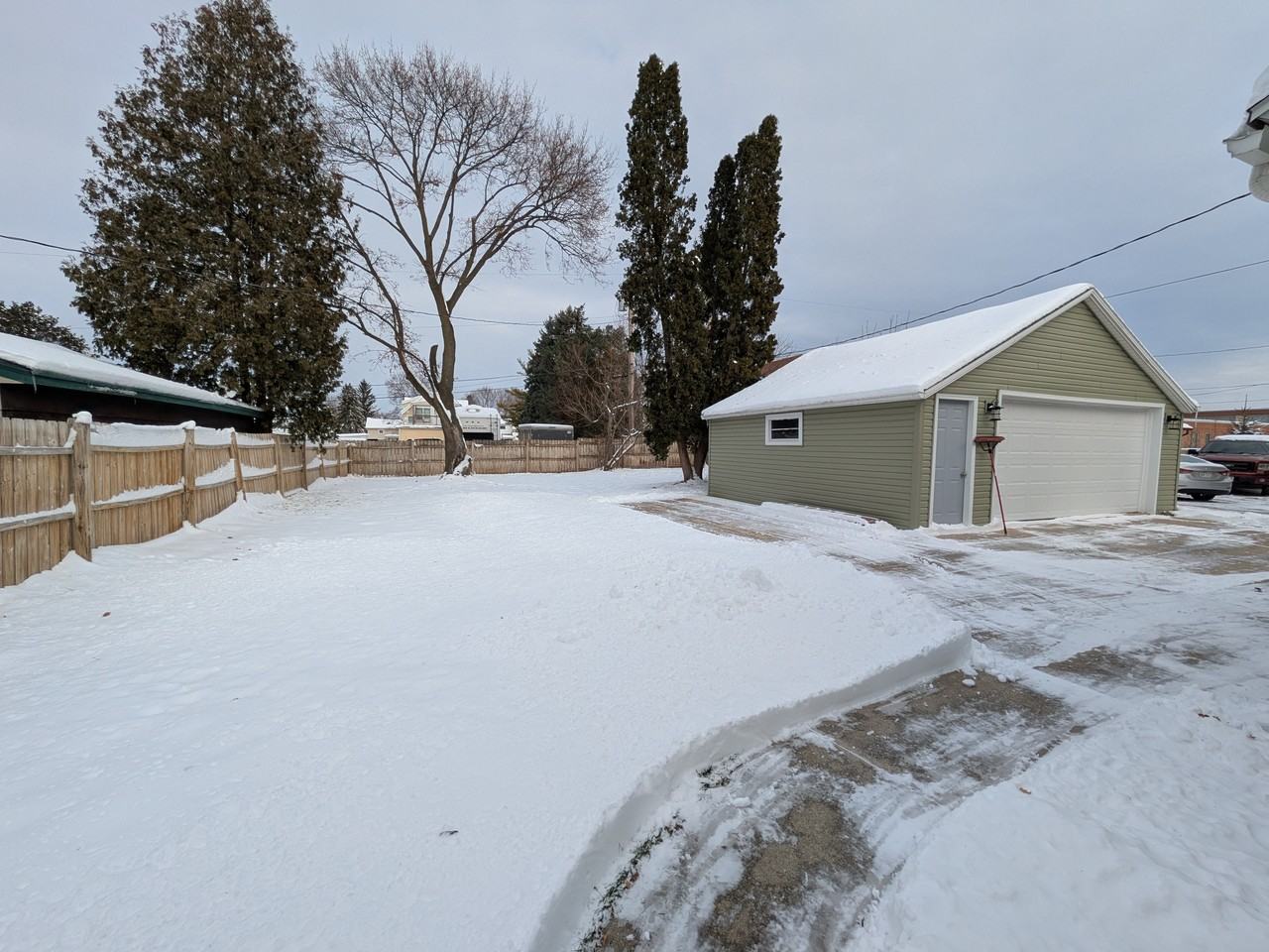 160 Guilford Street #1 - Photo 5 of 38