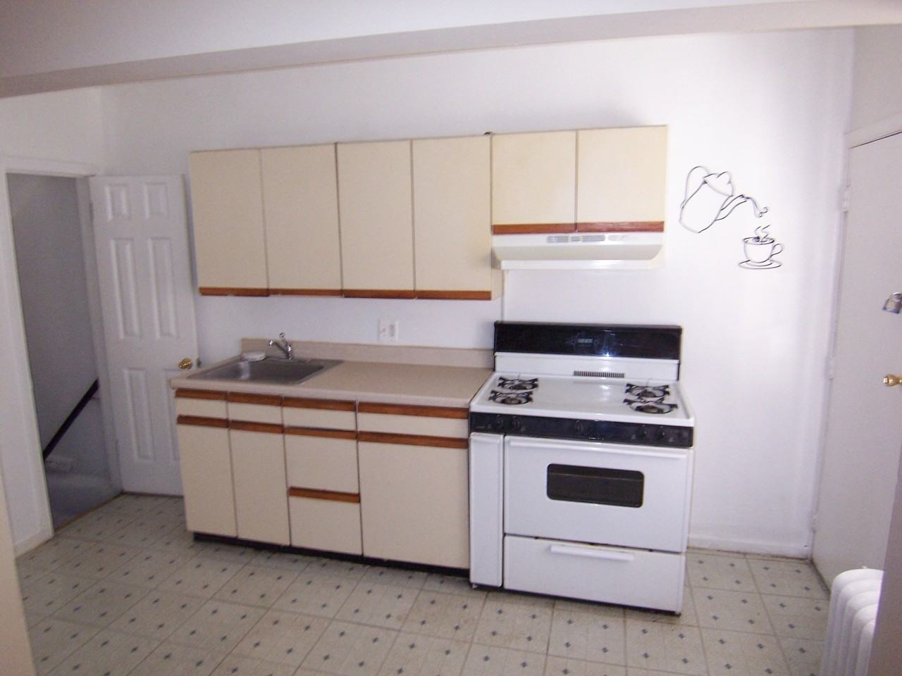 1514 S Corlies St #1 - Photo 5 of 25