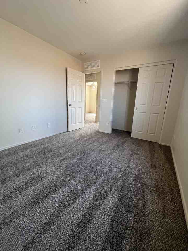 19289 North Leland Road #1 - Photo 7 of 10