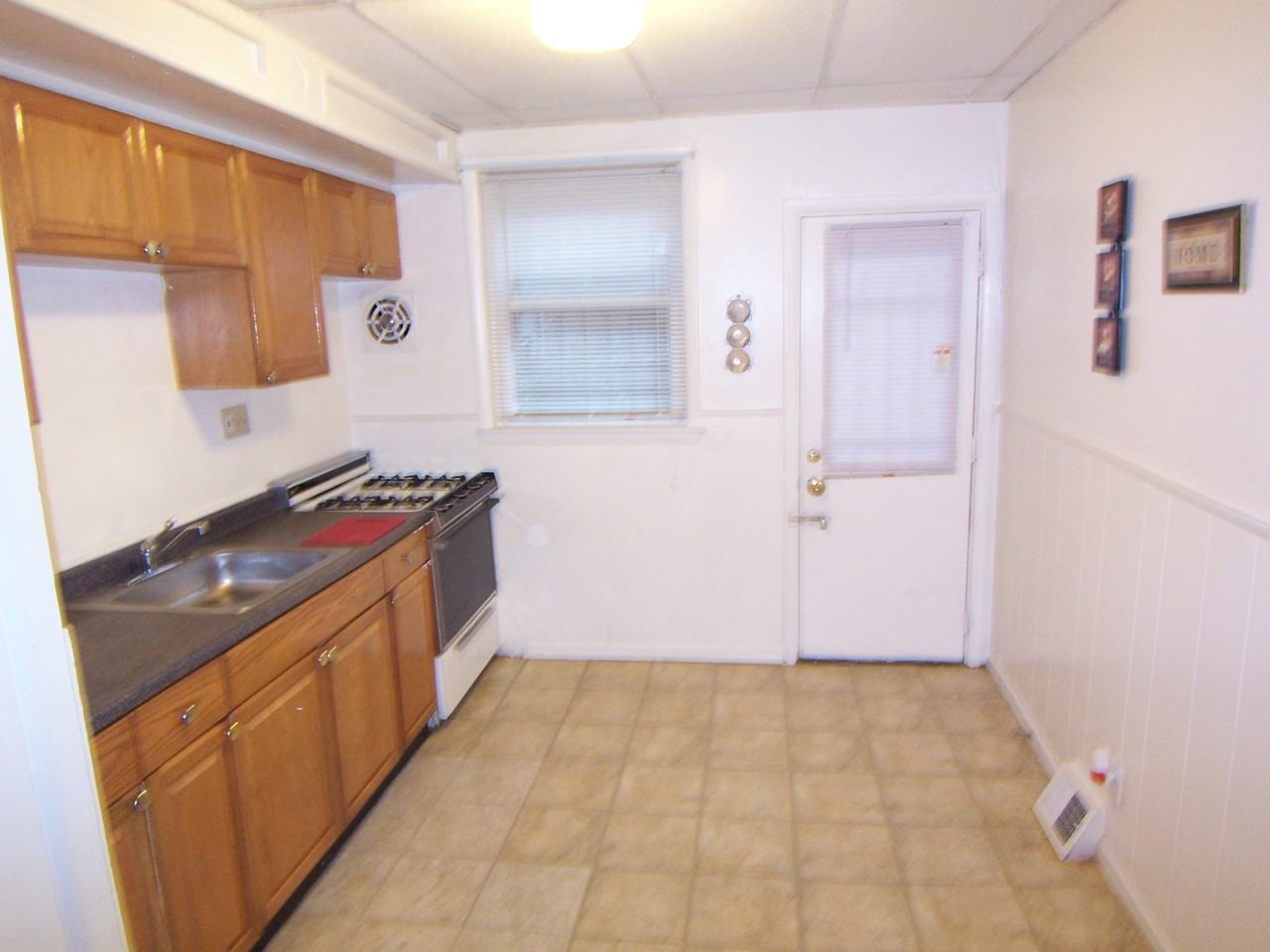 1916 South Norwood Street #1 - Photo 7 of 15